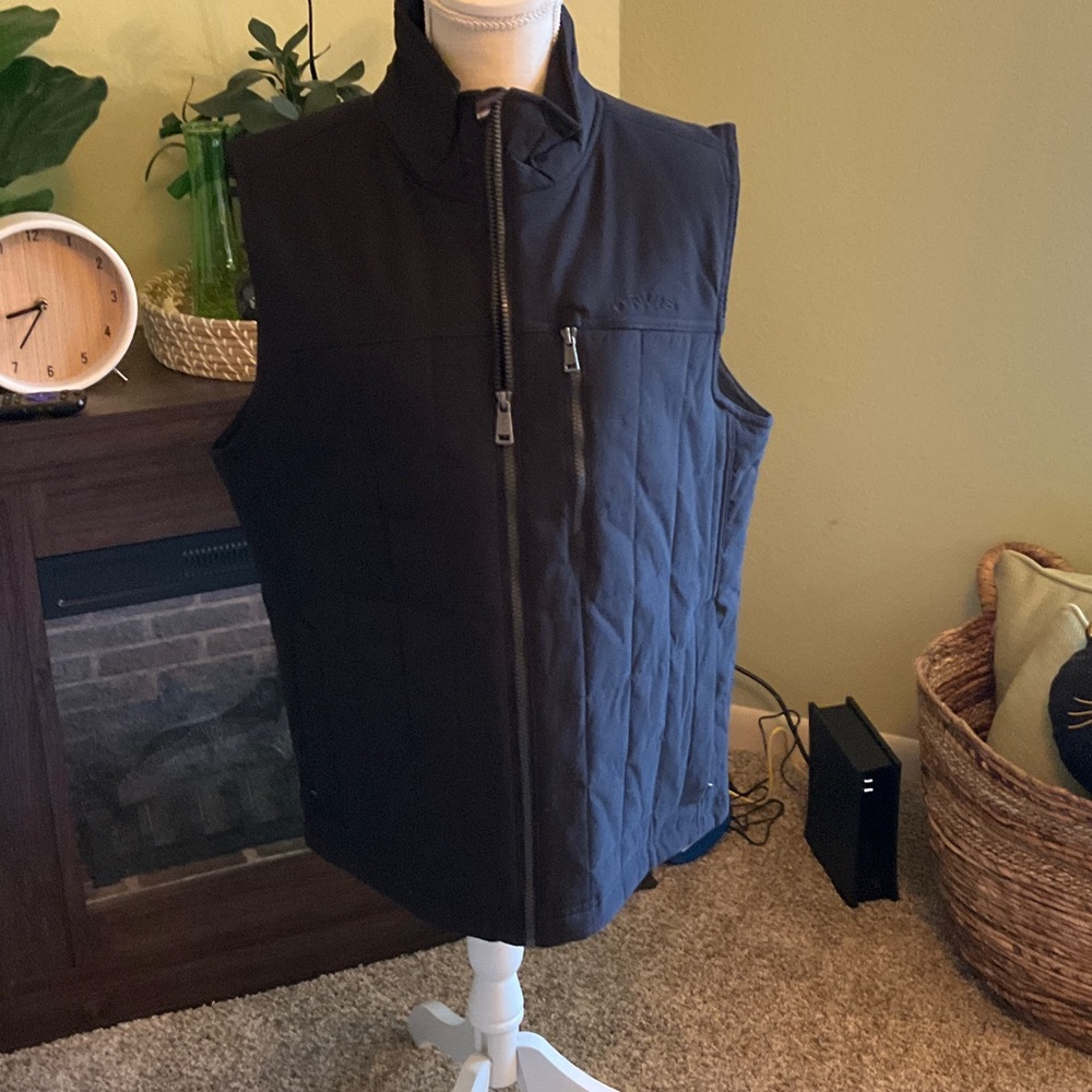 Orvis Men’s Size Medium Quilted Vest, Excellent Condition!